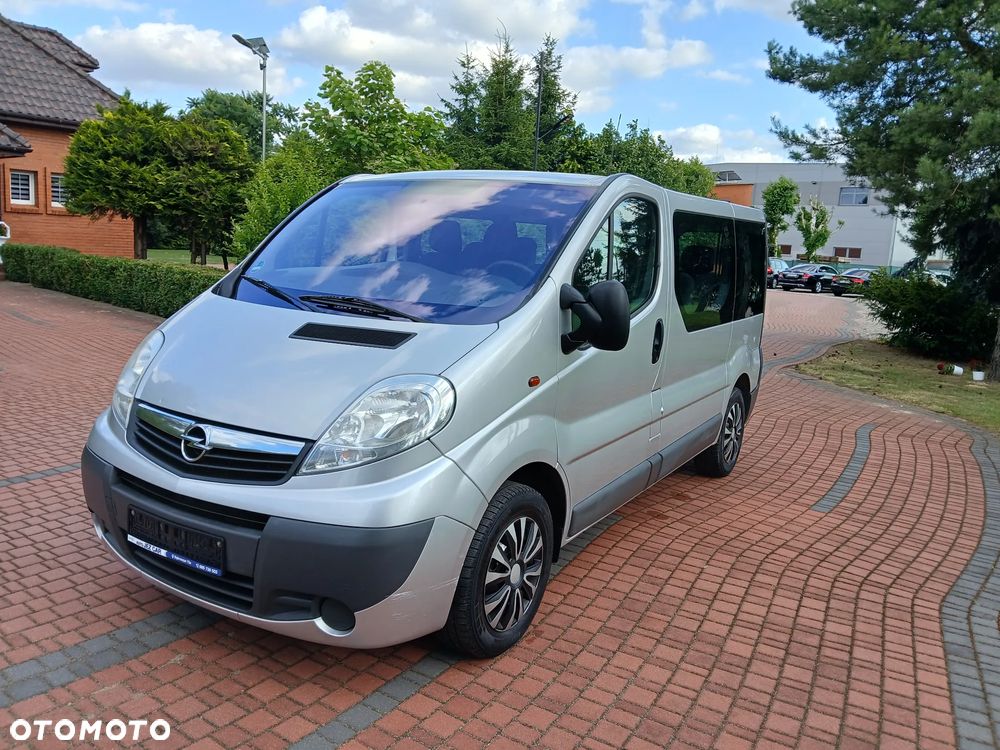 Opel Vivaro - 2