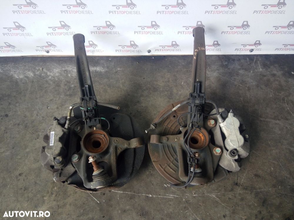 Fuzeta dreapta fata Mercedes ML W164 3.0 CDI 2006 2007 2008 2009 2010 - 2