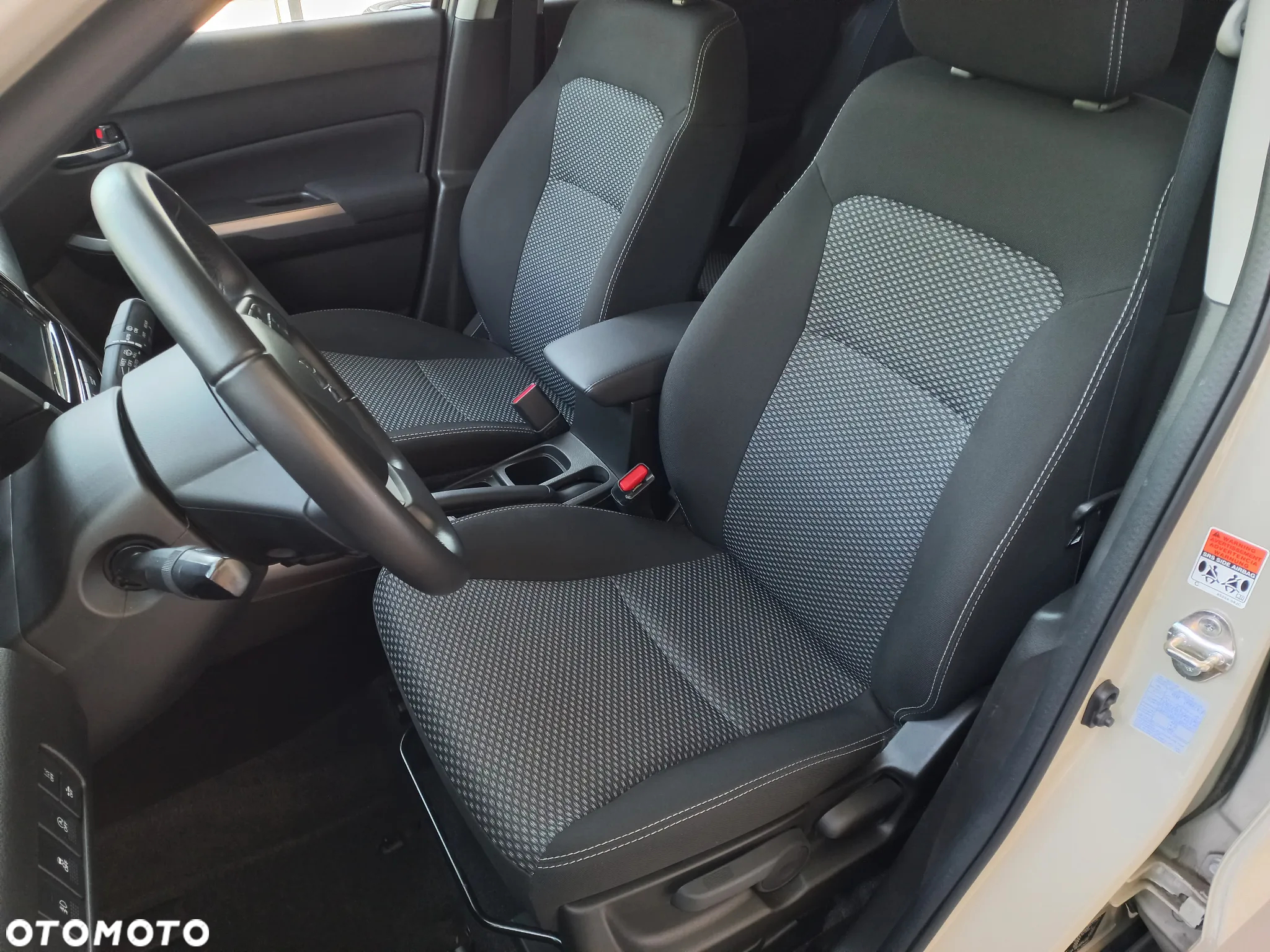 Suzuki Vitara 1.4 Boosterjet SHVS Premium 2WD - 12