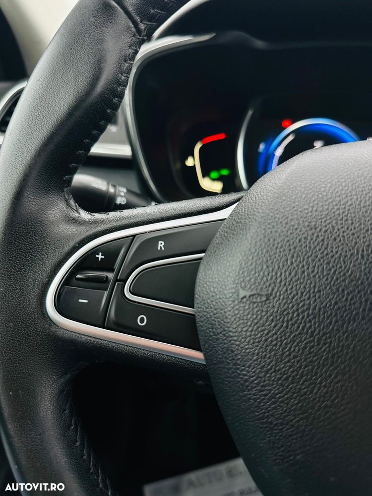 Renault Kadjar Energy TCe 130 LIMITED - 29