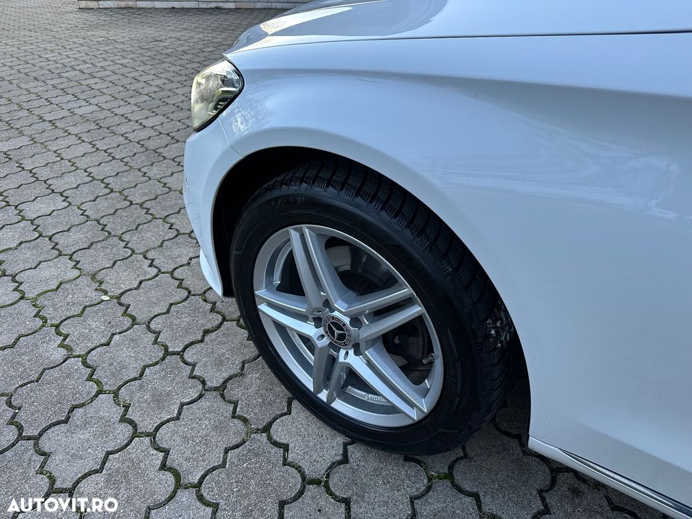 Mercedes-Benz C 220 d 4MATIC 9G-TRONIC - 27