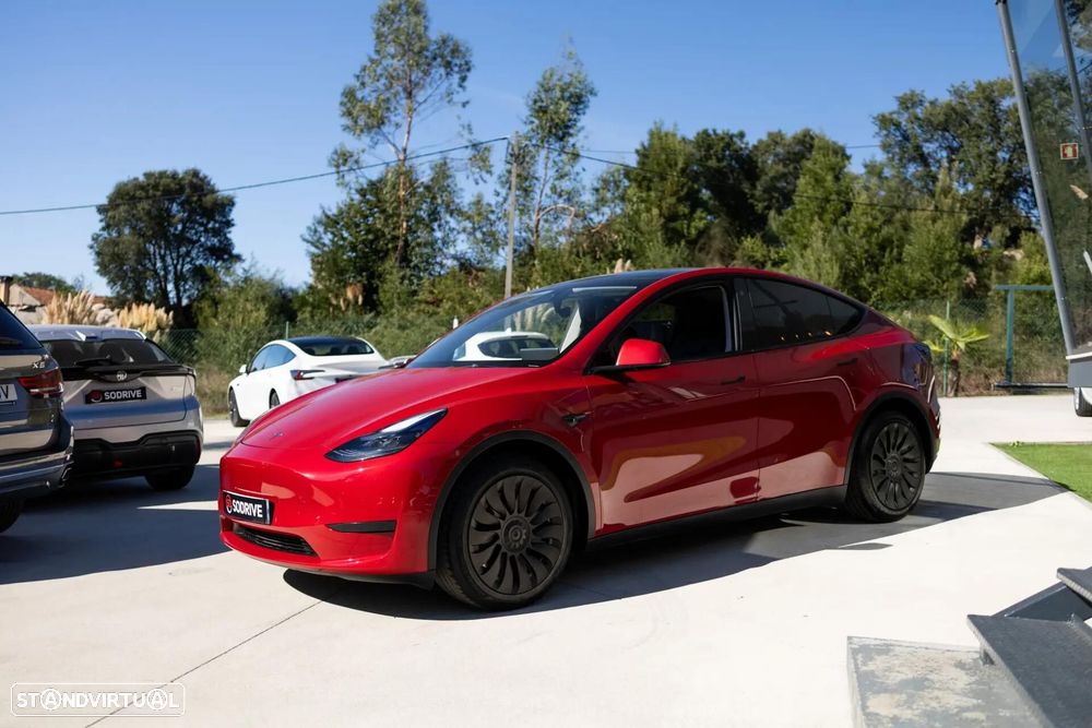 Tesla Model Y Standard - 18