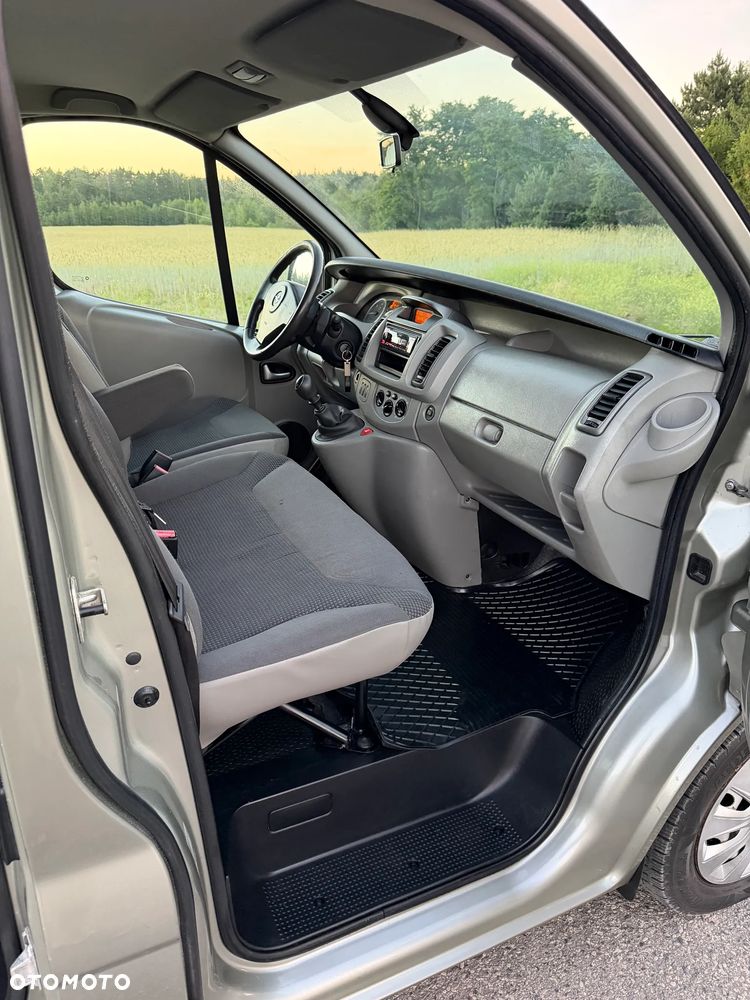 Opel VIVARO*L2H1*klima*2.5 150KM*blaszak*dużo zdjec*ładne auto - 7