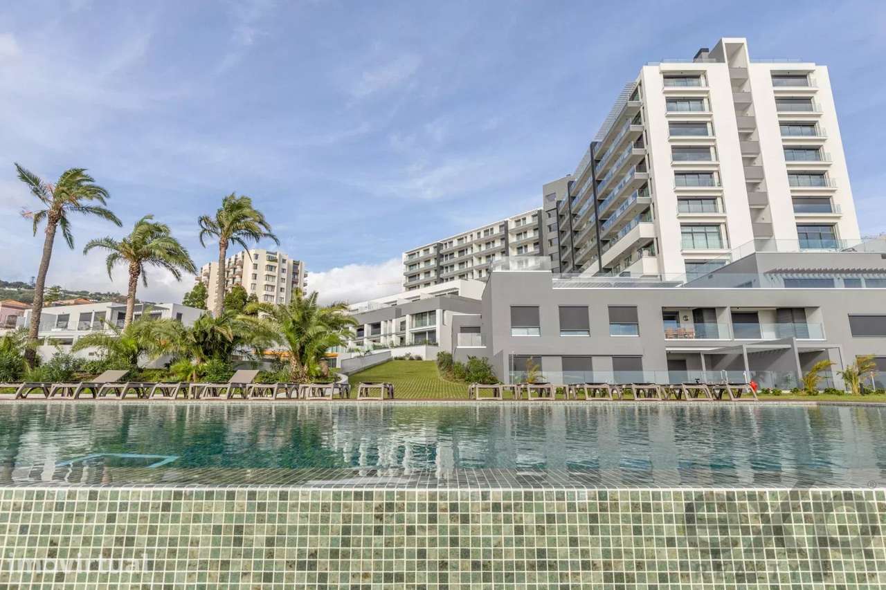Apartamento Luxuoso à Venda em Funchal, Portugal - Grande imagem: 2/34