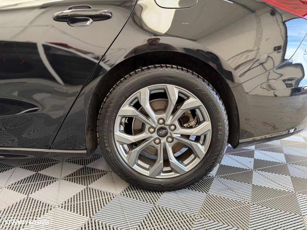 Ford Focus SW 1.0 EcoBoost Hybrid ST-LINE - 27