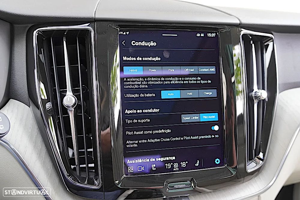 Volvo XC 60 2.0 T6 PHEV Plus Bright AWD - 43