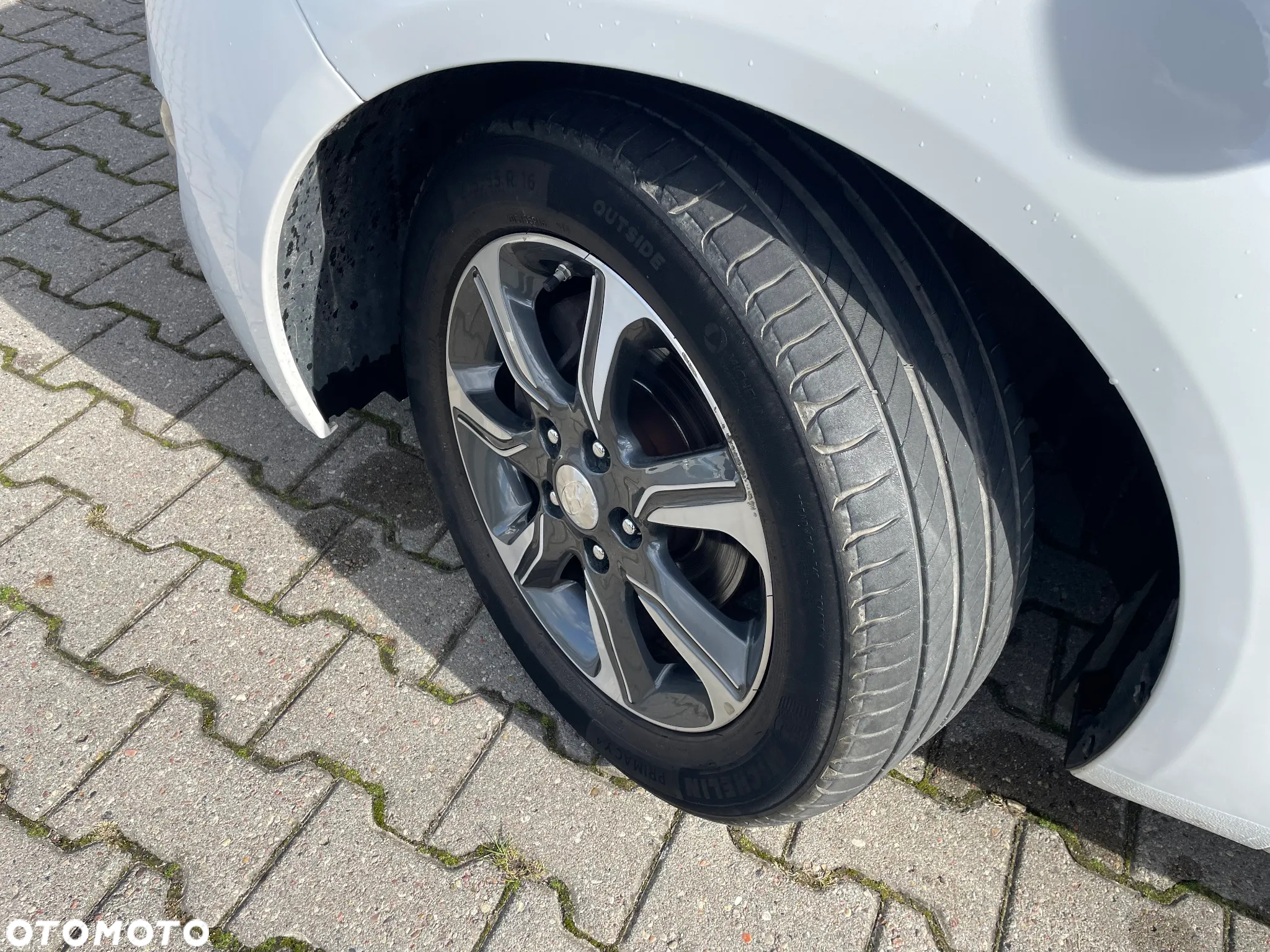 Hyundai ix20 1.4 BlueDrive Comfort - 24
