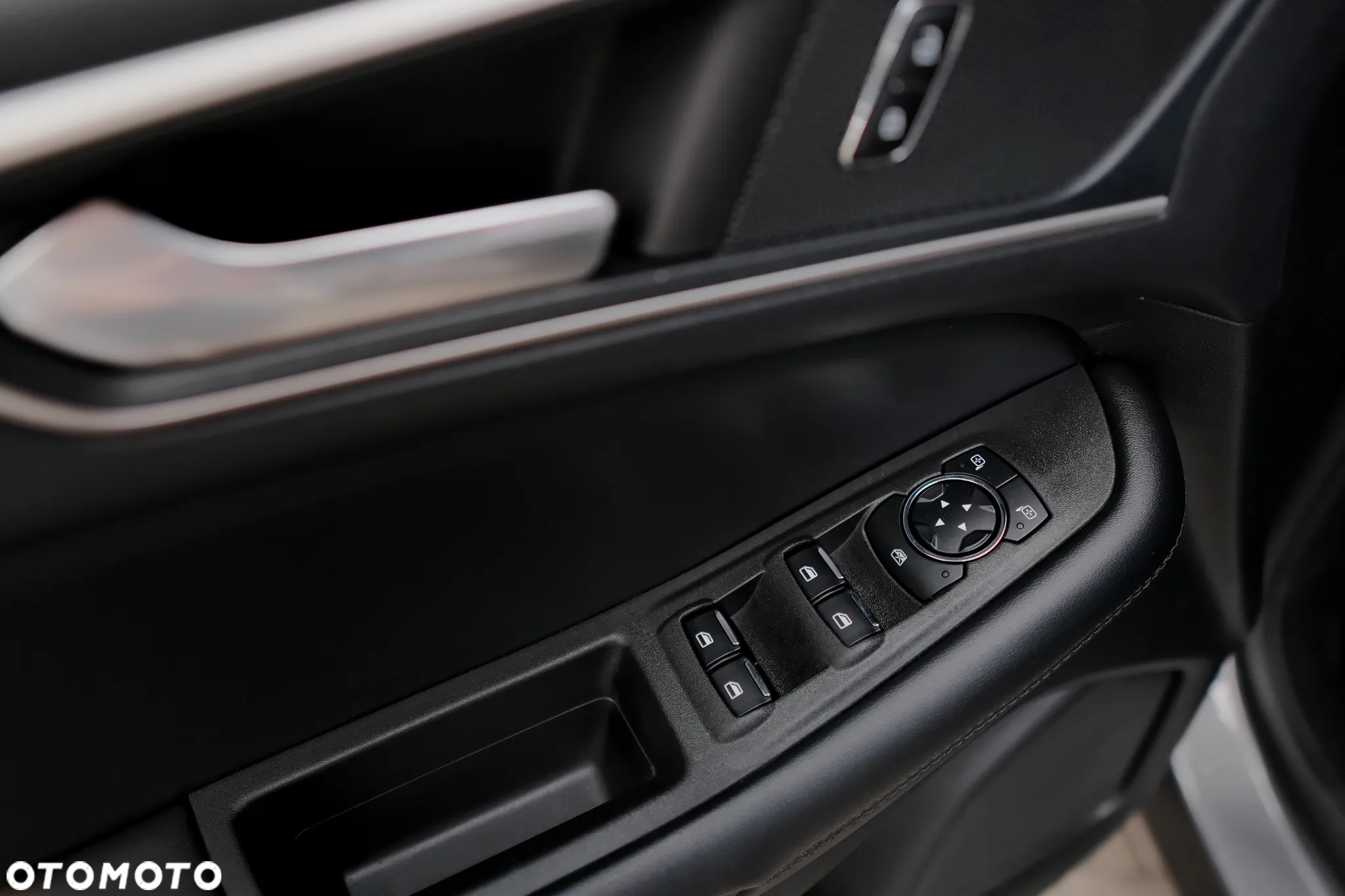 Ford Edge - 33