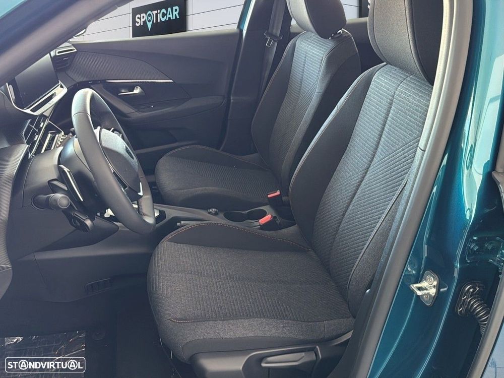 Peugeot 2008 1.2 Hybrid Style e-DCS6 - 9