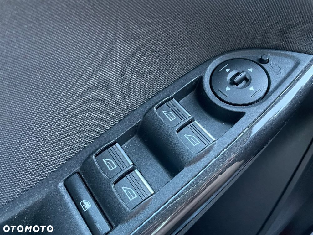 Ford Focus 1.0 EcoBoost Titanium ASS PowerShift - 12