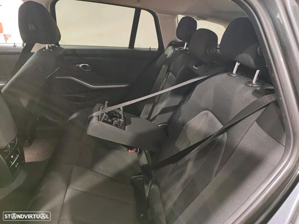 BMW 330 e Corporate Edition Auto - 8