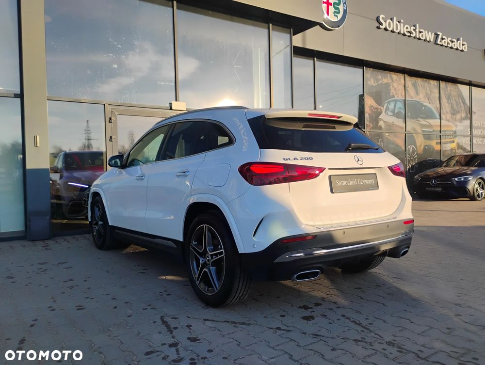 Mercedes-Benz GLA 200 AMG Line - 7