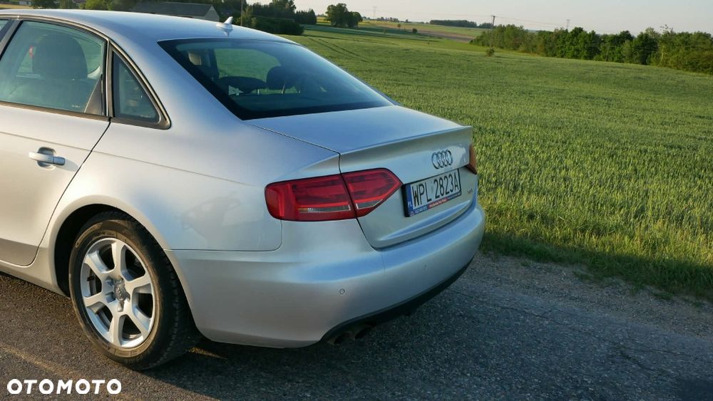Audi A4 Limousine - 7