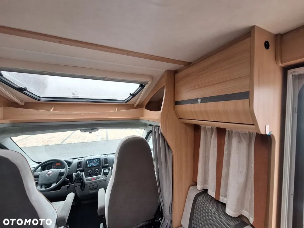 Carado T344 półintegra klimatyzacja - 24