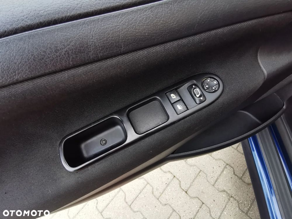 Peugeot 207 1.6 HDi Active - 17
