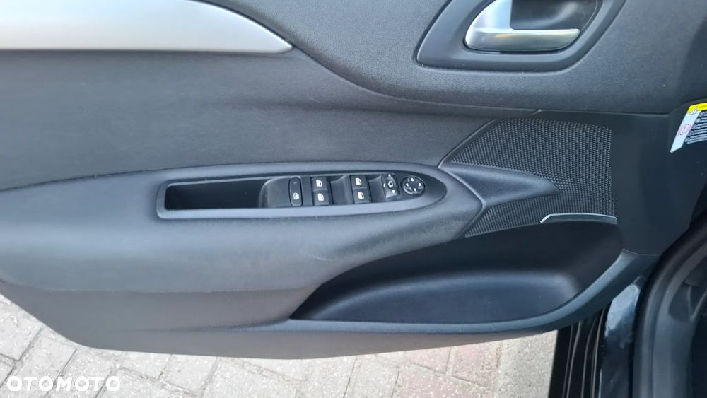 Citroën C4 e-HDi 115 ETG6 Exclusive - 20