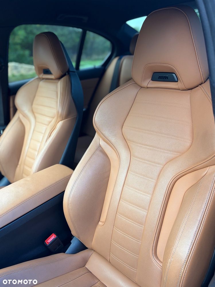 BMW Seria 3 M340i xDrive mHEV sport - 33