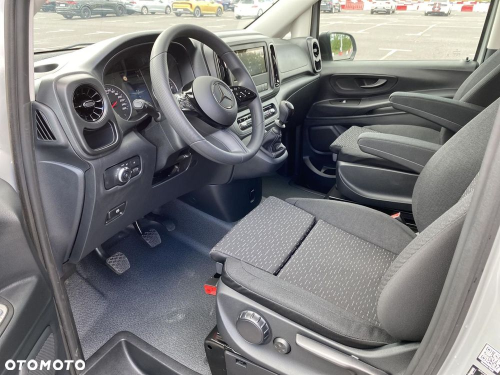 Mercedes-Benz Vito - 10