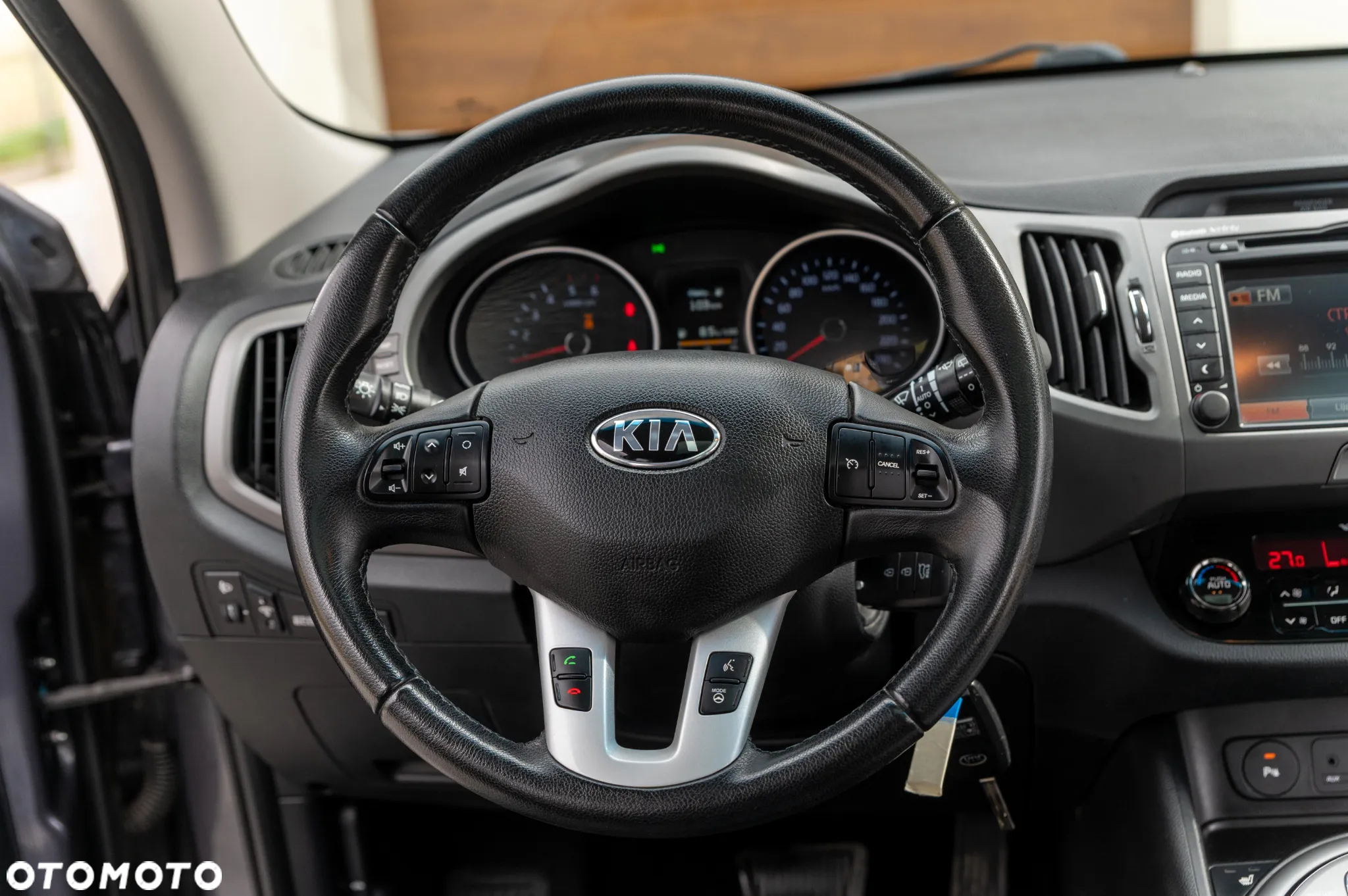 Kia Sportage 2.0 CRDI 4WD Automatik Vision - 22