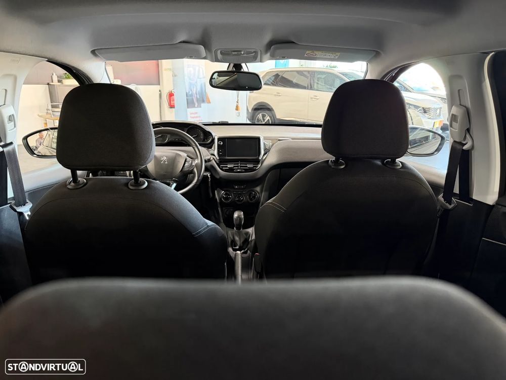 Peugeot 208 1.2 PureTech Style - 5
