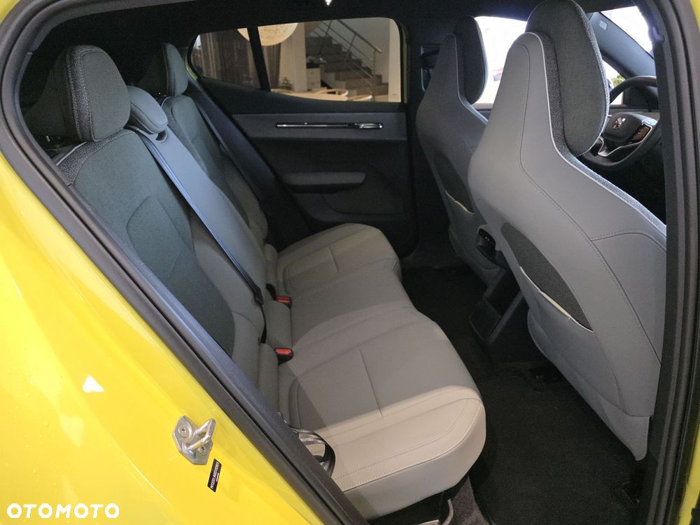 Volvo EX30 - 22
