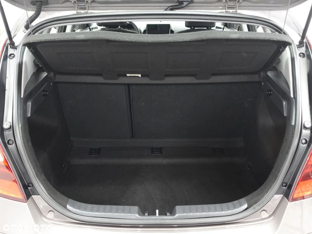 Hyundai i30 - 22