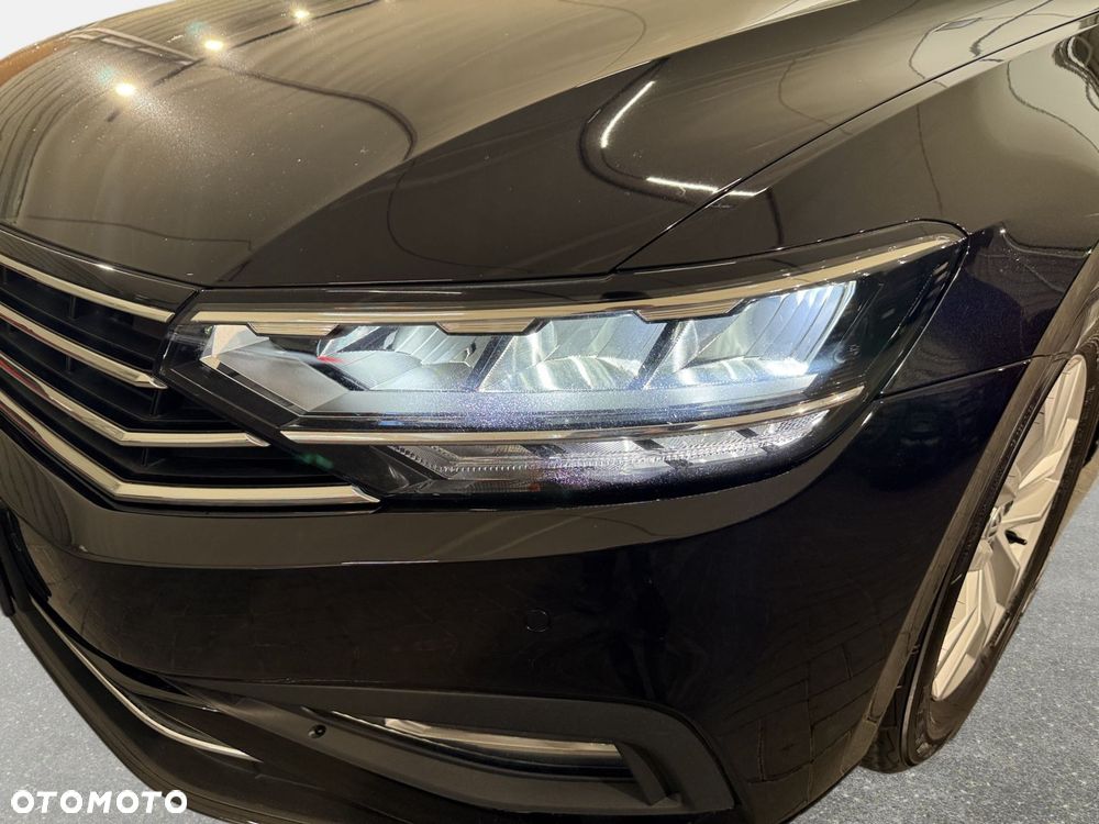 Volkswagen Passat Variant - 12