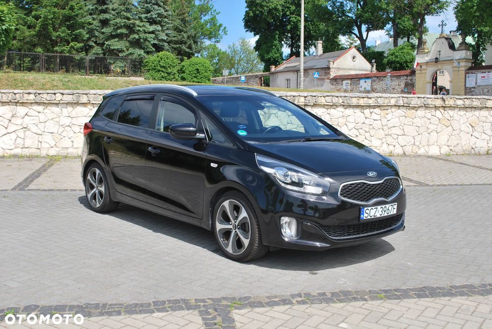 Kia Carens 1.7 CRDi XL 7os - 11