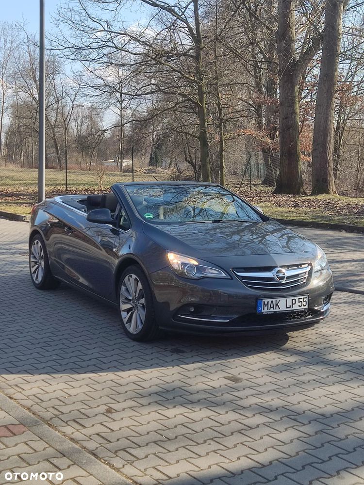 Opel Cascada - 1