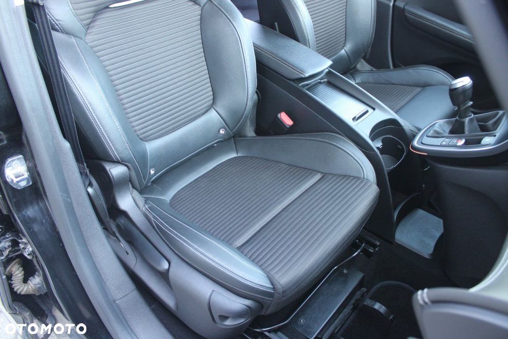 Renault Grand Scenic - 18