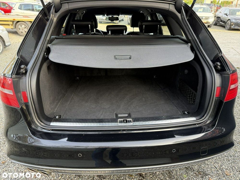 Audi A4 Avant - 31