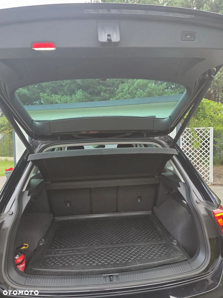 Volkswagen Tiguan - 11