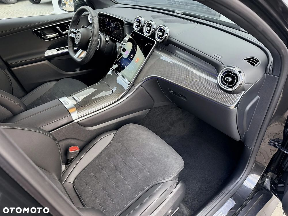 Mercedes-Benz GLC - 26