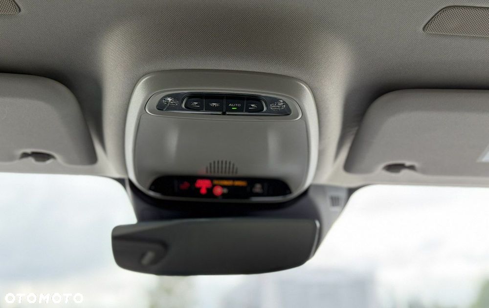 Volvo V60 D4 AWD Geartronic Momentum Pro - 35