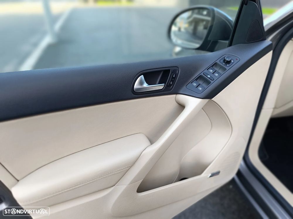 VW Tiguan 2.0 TDI Sport 4Motion Tip. - 13