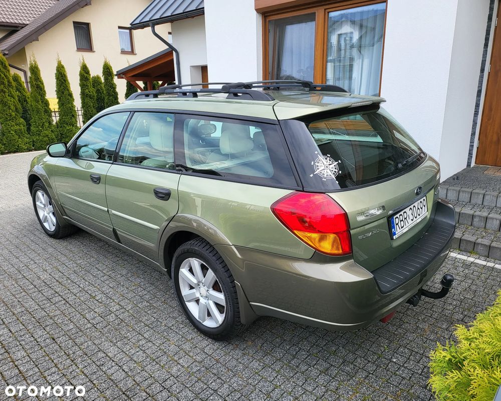 Subaru Outback - 4