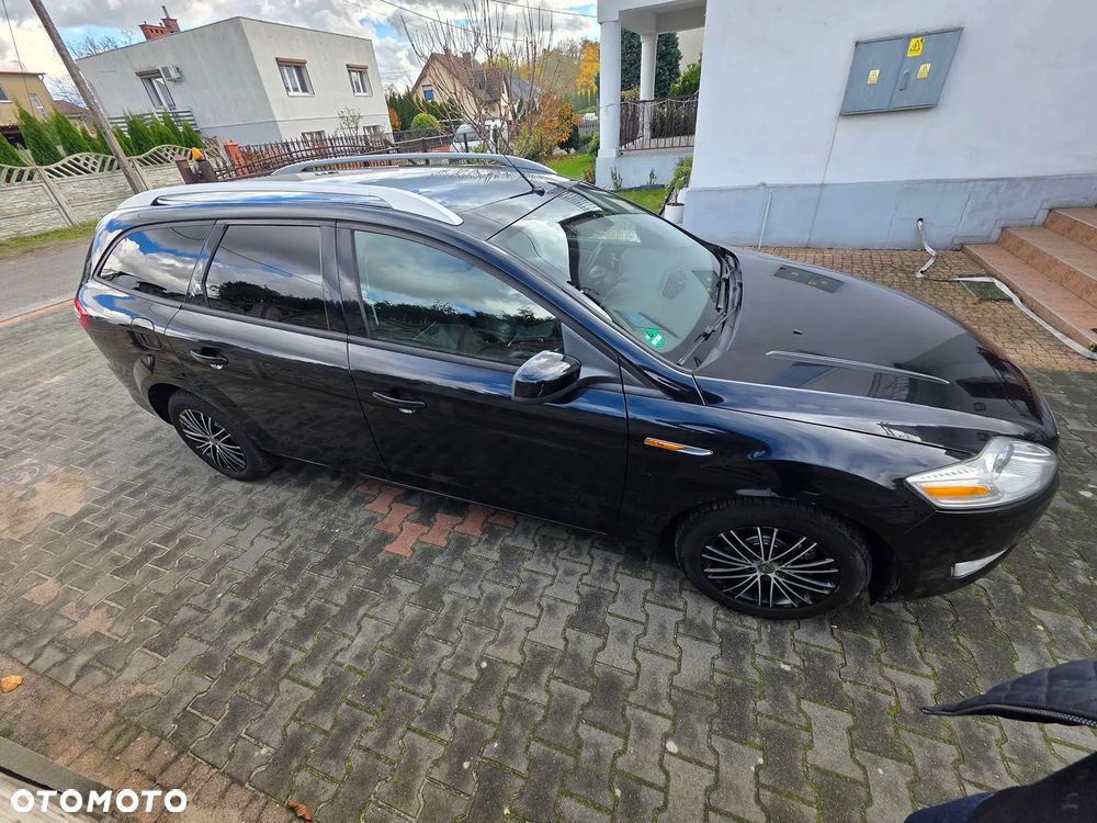 Ford Mondeo 2.0 Trend - 12