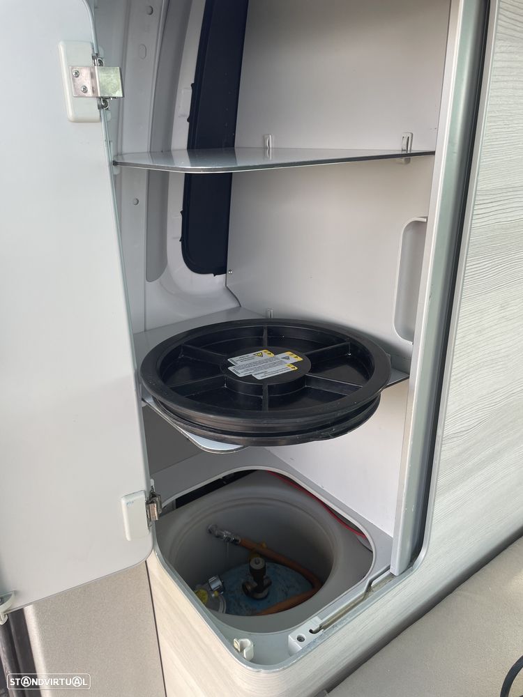 VW California Coast - 11