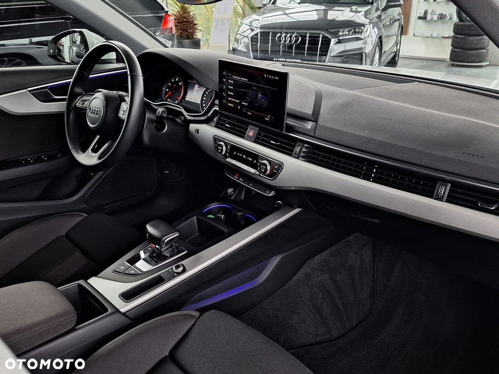 Audi A4 Limousine 2022