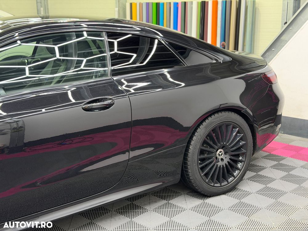 Mercedes-Benz E - 11