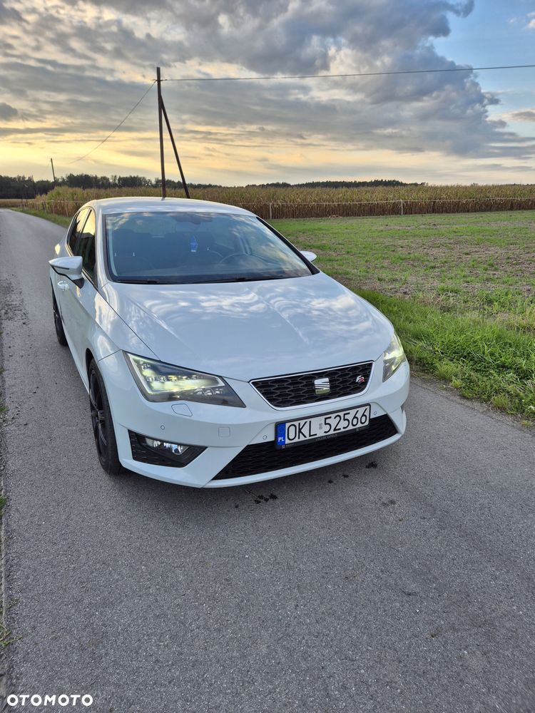 Seat Leon 2015 photo 2