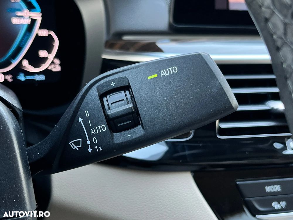 BMW Seria 5 530e xDrive AT PHEV - 21