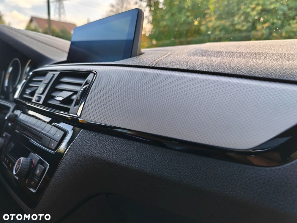 BMW Seria 1 118i Edition M Sport Shadow - 27