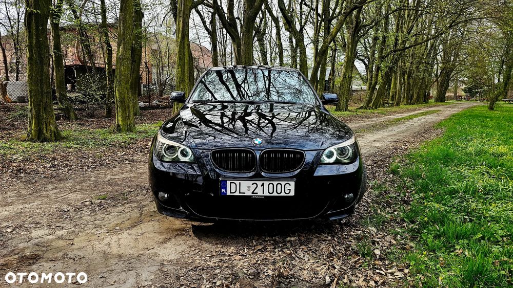 BMW Seria 5 525d - 2