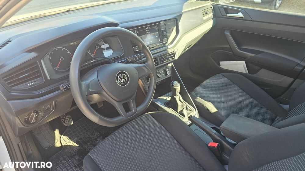 Volkswagen Polo - 12