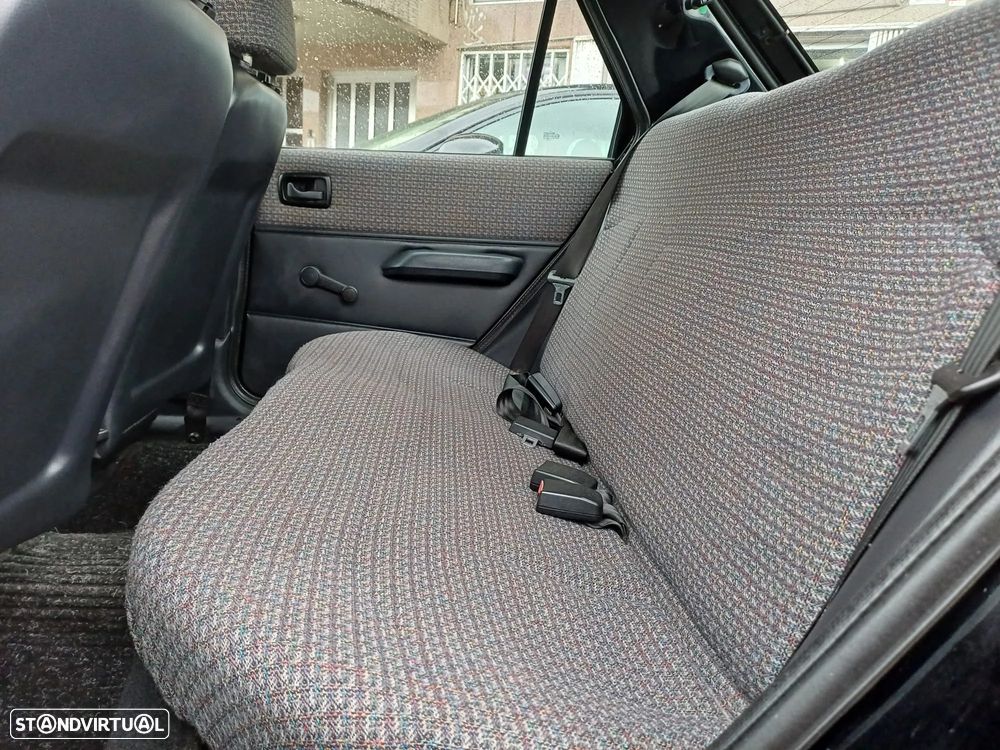 Ford Fiesta 1.1i Wave - 14