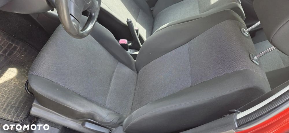SUZUKI SWIFT IV fotel lewy lub prawy przód europa - 1