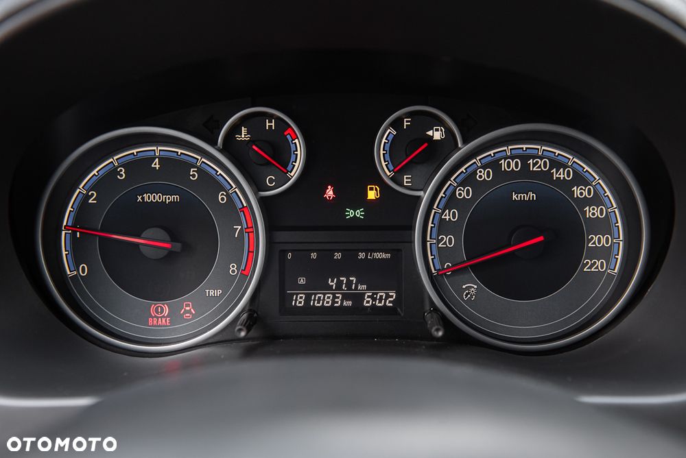 Suzuki SX4 1.6 Premium - 18