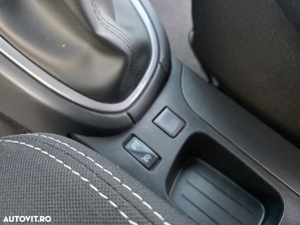 Renault Clio dCi 90 Dynamique - 23