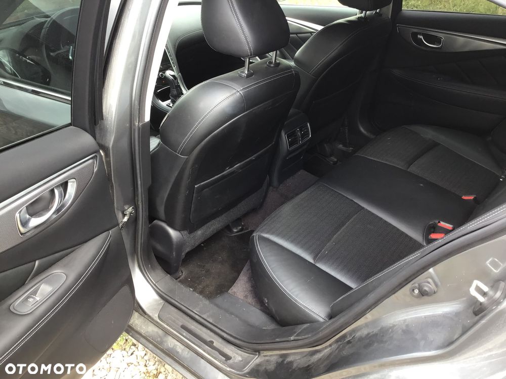 Infiniti Q50 2.0t Sport - 9